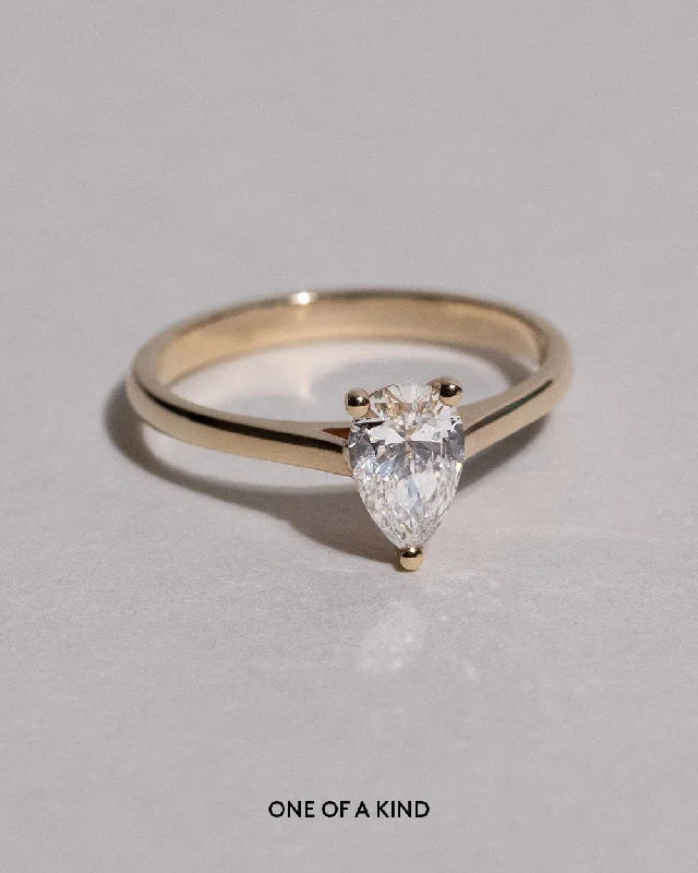 Men's Diamond Engagement Rings with Platinum Band and Halo Setting for a Luxury ProposalHonor 0.69ct Lab Grown Diamond Ring Men's Diamond Engagement Rings with Platinum Band and Halo Setting for a Luxury ProposalHonor 0.69ct Lab Grown Diamond Ring