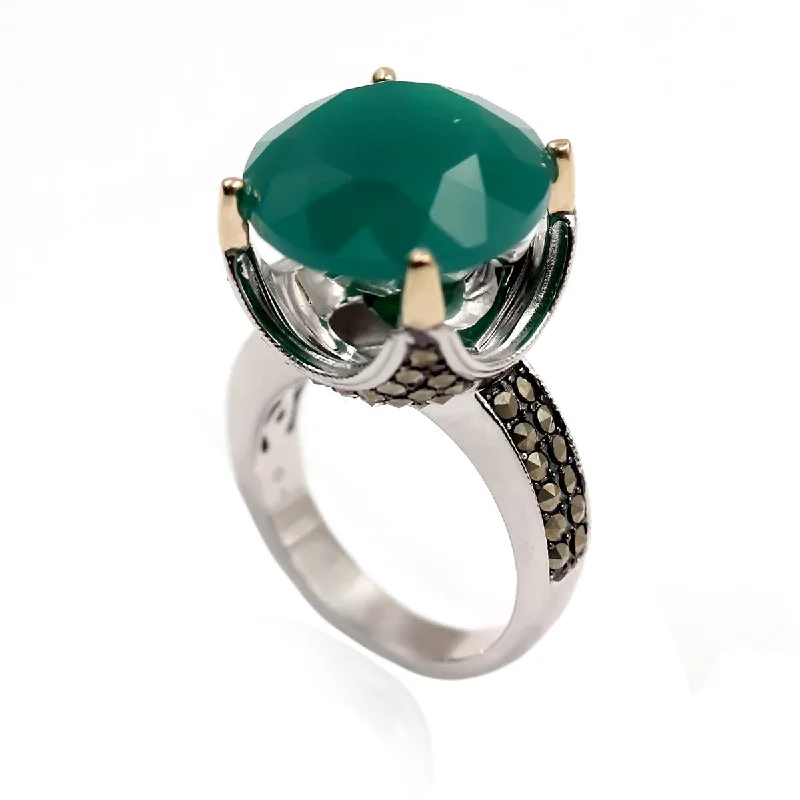 Iolite Gemstone Rings in 10K Gold with a Twisted Band for a Distinctive and Stylish Accessory14k Gold And Sterling Silver Green Agate and Marcasite Ring Iolite Gemstone Rings in 10K Gold with a Twisted Band for a Distinctive and Stylish Accessory14k Gold And Sterling Silver Green Agate and Marcasite Ring
