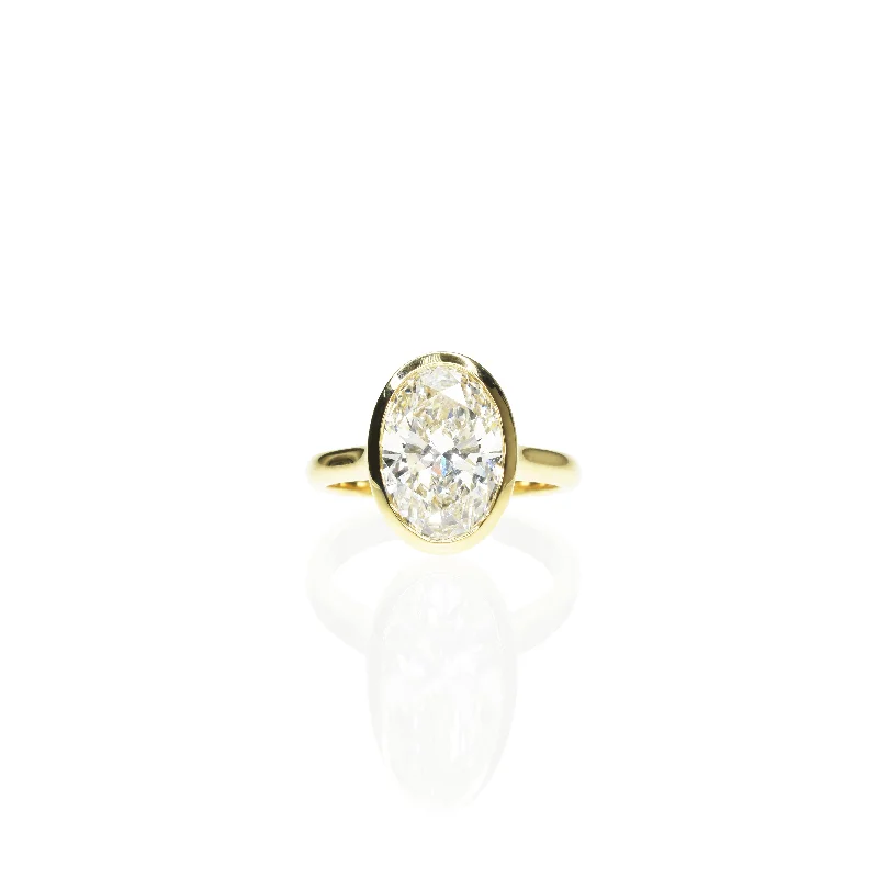 Men's Emerald Engagement Rings with 14K Yellow Gold and Vintage - Style FiligreeBezel Set Oval Diamond Ring Men's Emerald Engagement Rings with 14K Yellow Gold and Vintage - Style FiligreeBezel Set Oval Diamond Ring