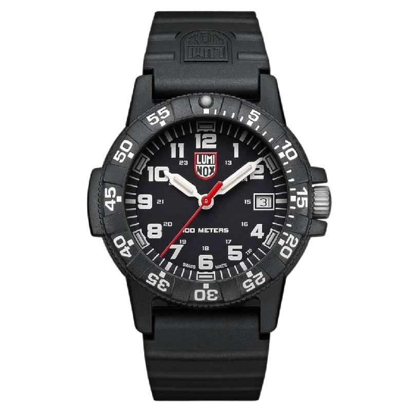Men's Diamond Engagement Rings with Platinum Band and Halo Setting for a Luxury ProposalLeatherback Sea Turtle
Outdoor Watch, 39 mm Xs.0301.L Men's Diamond Engagement Rings with Platinum Band and Halo Setting for a Luxury ProposalLeatherback Sea Turtle
Outdoor Watch, 39 mm Xs.0301.L