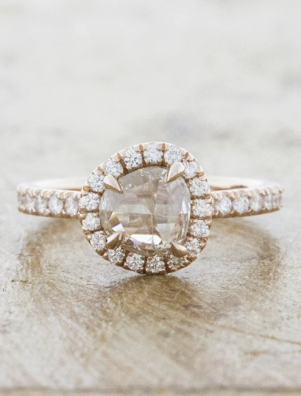 Men's Aquamarine Engagement Rings in 9K Gold with a Bezel - Set StoneAlix - 1.05ct Rustic Light Cognac Diamond Men's Aquamarine Engagement Rings in 9K Gold with a Bezel - Set StoneAlix - 1.05ct Rustic Light Cognac Diamond