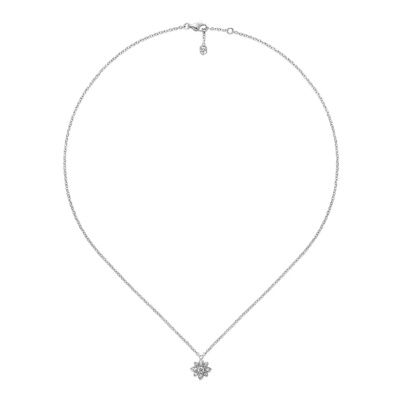 chain necklaces for petite womenGucci Flora 18ct White Gold Diamond Chain Necklace chain necklaces for petite womenGucci Flora 18ct White Gold Diamond Chain Necklace