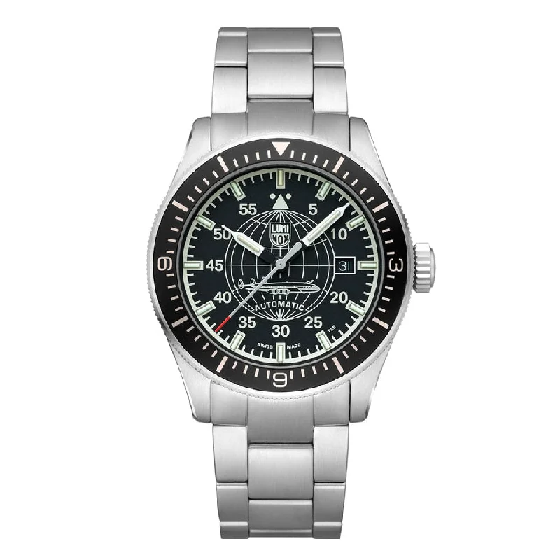 Men's Diamond Engagement Rings with Platinum Band and Halo Setting for a Luxury ProposalConstellation® Automatic, 42 mm
Xa.9601.M Men's Diamond Engagement Rings with Platinum Band and Halo Setting for a Luxury ProposalConstellation® Automatic, 42 mm
Xa.9601.M