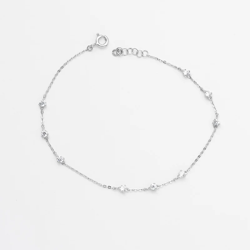 9K White Gold Dainty Zirconia Bracelet 19cm