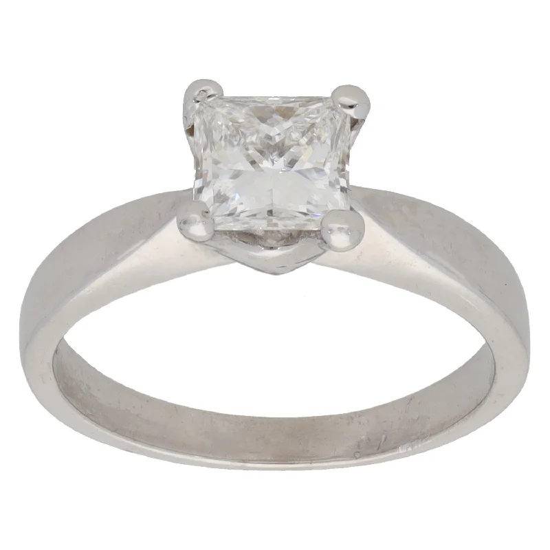 Men's Turquoise Engagement Rings in 925 Silver with a Southwestern - Inspired Band18ct White Gold 1.01ct Diamond Solitaire Ring Size K Men's Turquoise Engagement Rings in 925 Silver with a Southwestern - Inspired Band18ct White Gold 1.01ct Diamond Solitaire Ring Size K