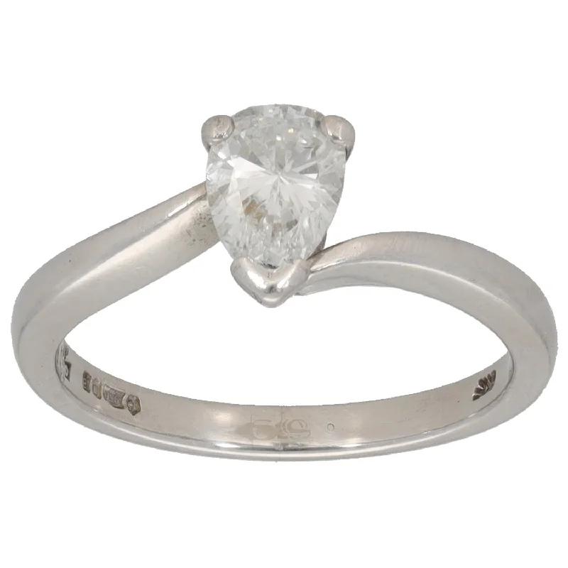 Men's Garnet Engagement Rings in 18K Gold Vermeil with Intricate Engraved DetailsPlatinum 0.68ct Diamond Solitaire Ring Size K Men's Garnet Engagement Rings in 18K Gold Vermeil with Intricate Engraved DetailsPlatinum 0.68ct Diamond Solitaire Ring Size K