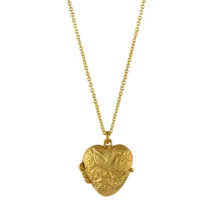 Vintage-inspired locket necklaces for herGold Vermeil Heart Locket Necklace - "Victoriana Keepsake" Vintage-inspired locket necklaces for herGold Vermeil Heart Locket Necklace - "Victoriana Keepsake"