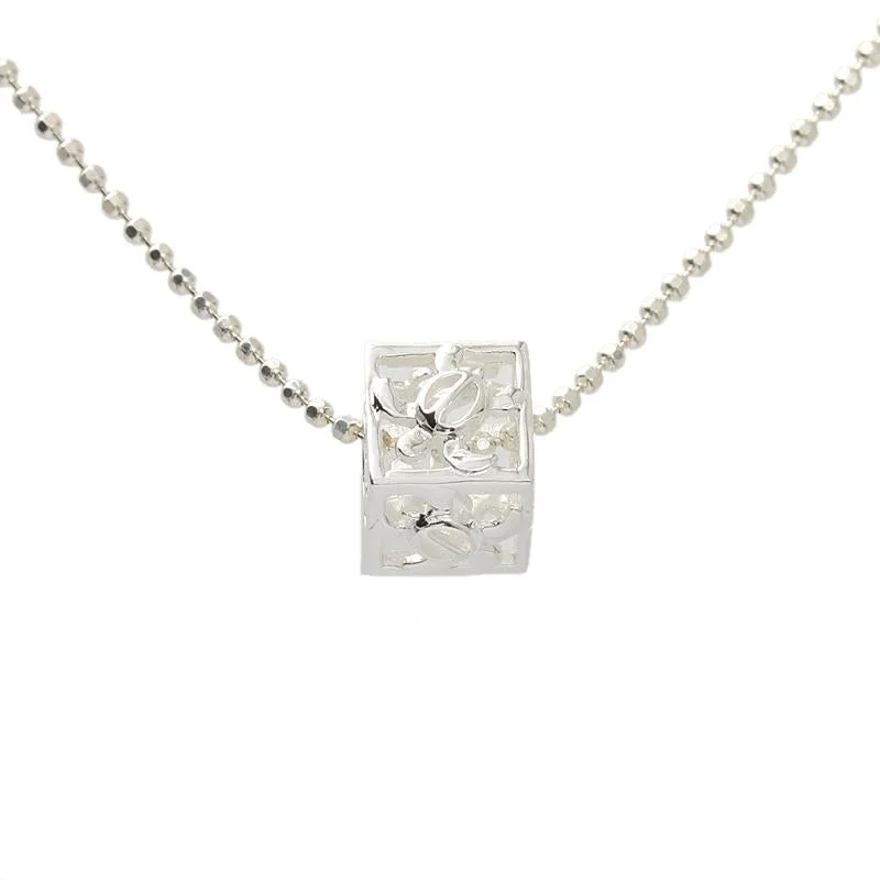 Leather cord necklaces for men’s fashionSterling Silver Honu (Hawaiian Turtle) Cube pendant (S/M) (Chain Sold Separately) Leather cord necklaces for men’s fashionSterling Silver Honu (Hawaiian Turtle) Cube pendant (S/M) (Chain Sold Separately)