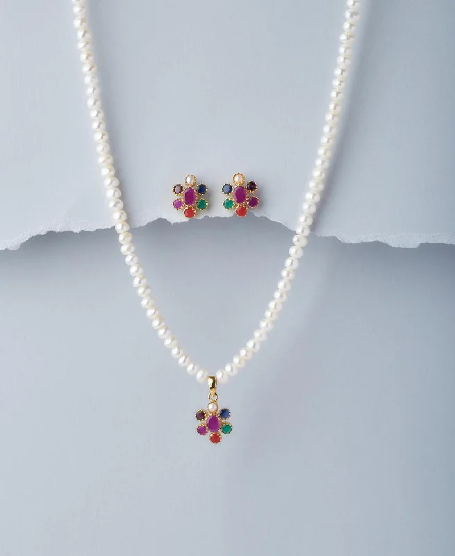 chain necklaces for petite womenBeautiful Real Pearl Navratan Necklace Set